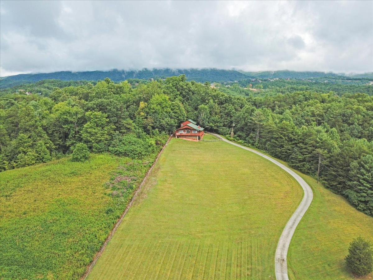 Villa A Walk In The Clouds à Pigeon Forge Extérieur photo